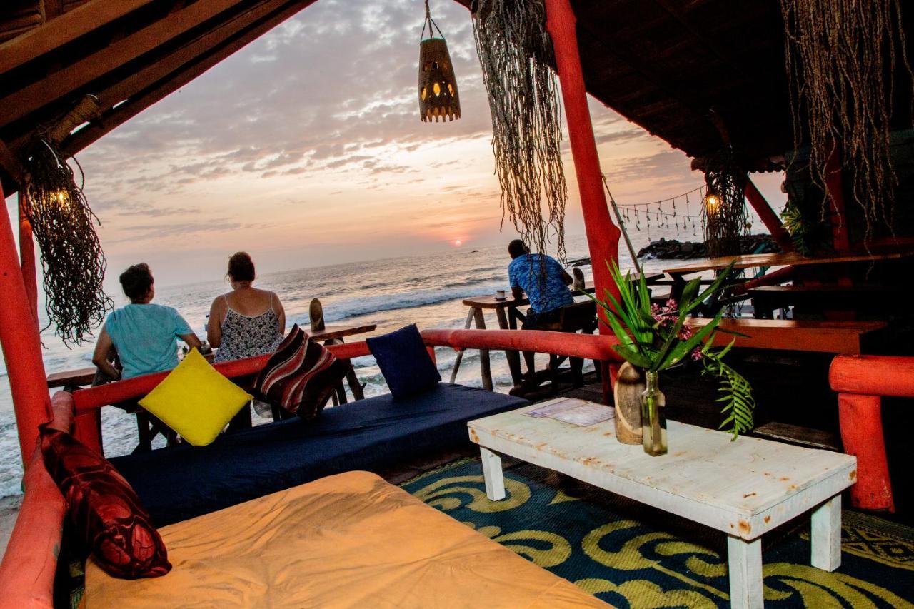 Brother'S Beach Home Boossa ภายนอก รูปภาพ