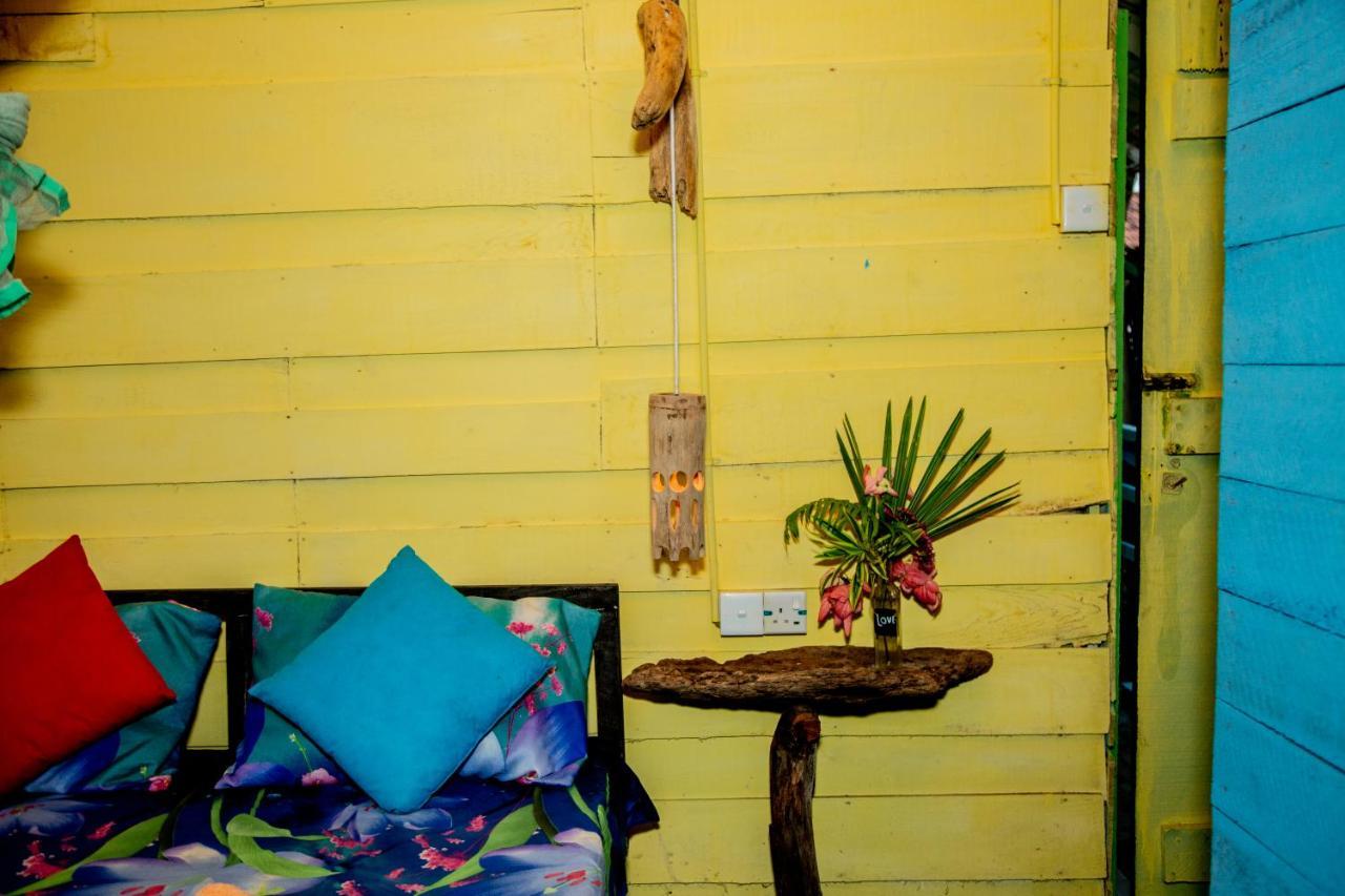 Brother'S Beach Home Boossa ภายนอก รูปภาพ