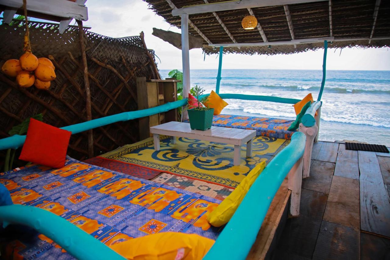 Brother'S Beach Home Boossa ภายนอก รูปภาพ