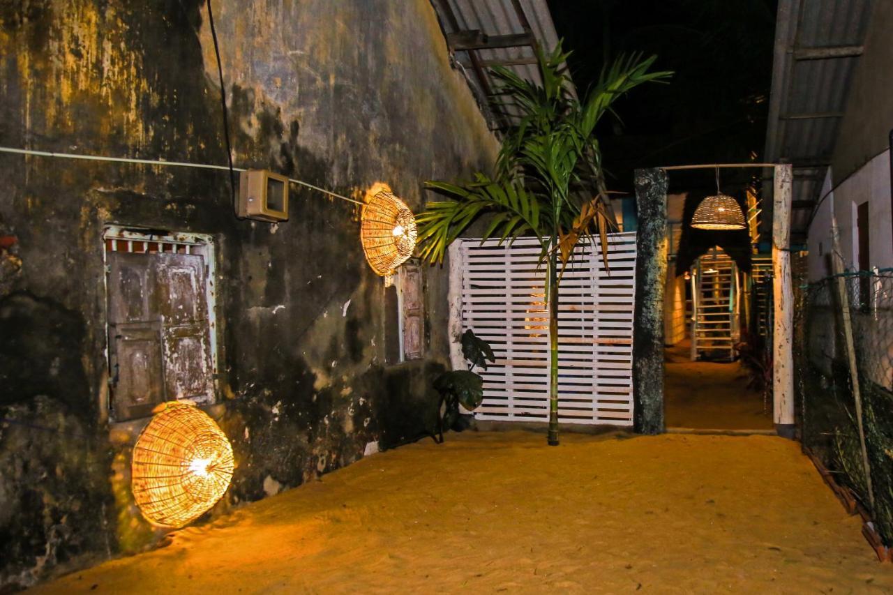 Brother'S Beach Home Boossa ภายนอก รูปภาพ